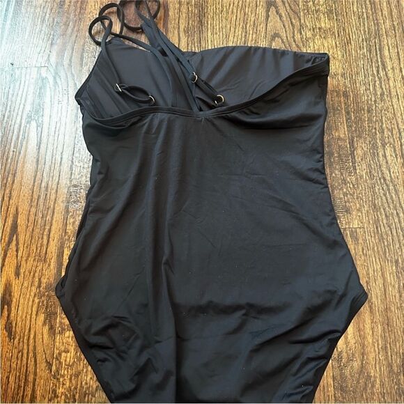 NWT La Blanca Island Goddess Strappy One Shoulder One Piece - Picture 5 of 6